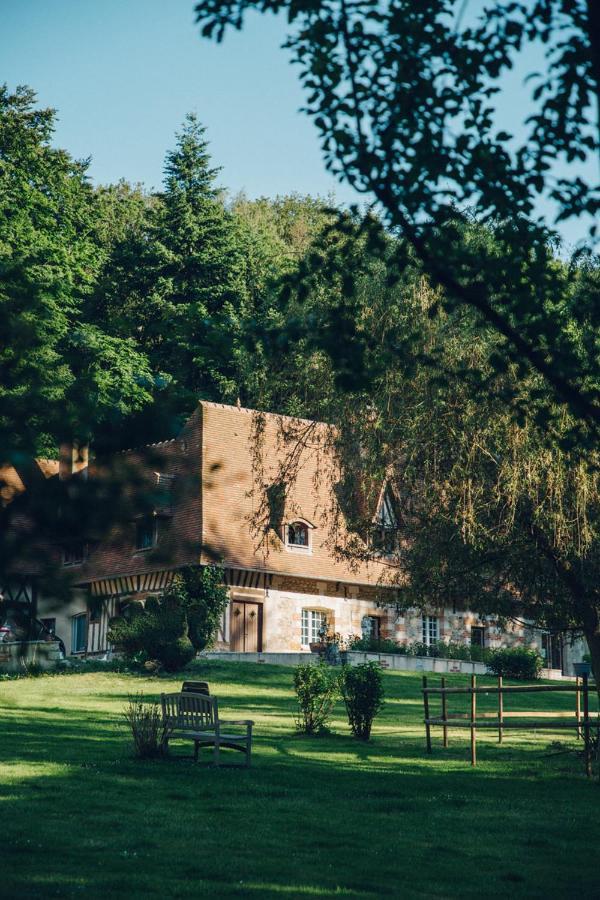 Le Prieure Des Fontaines Hotel Les Preaux Eksteriør billede