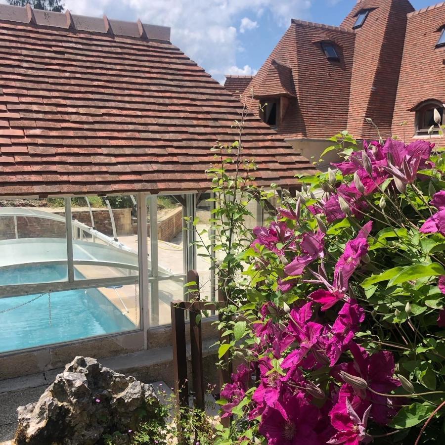 Le Prieure Des Fontaines Hotel Les Preaux Eksteriør billede